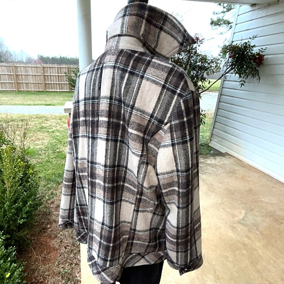 Ashley Stewart Women's Plaid Wool Blend Lined Pea Coat With Belt, Size 2X - Picture 5 of 11